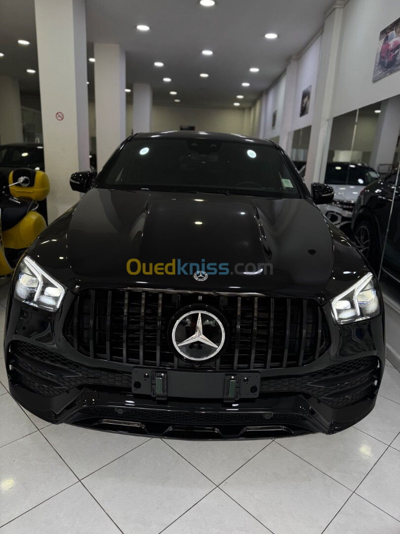 Mercedes GLe 2023 300D