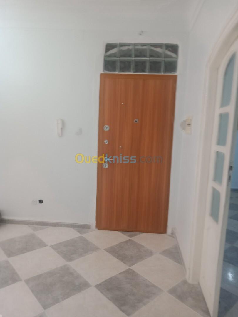 Location Niveau De Villa F3 Alger Baba hassen