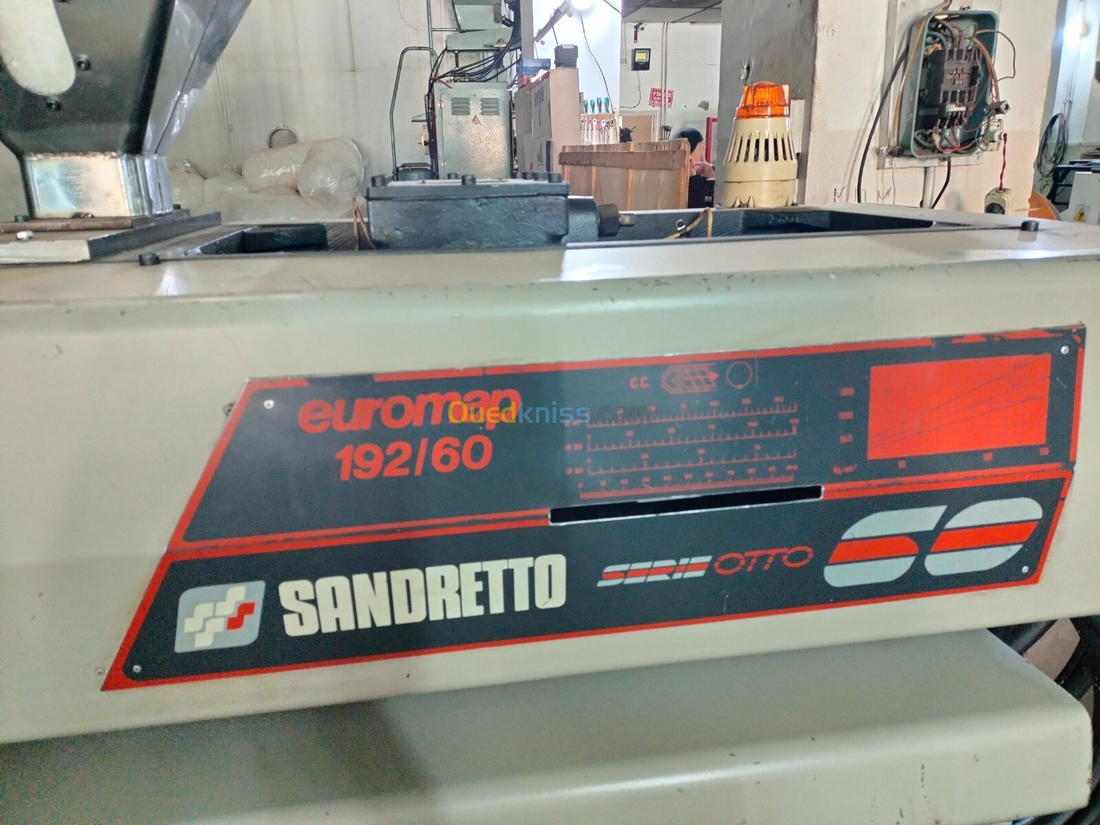 machine injection sandreto 60T