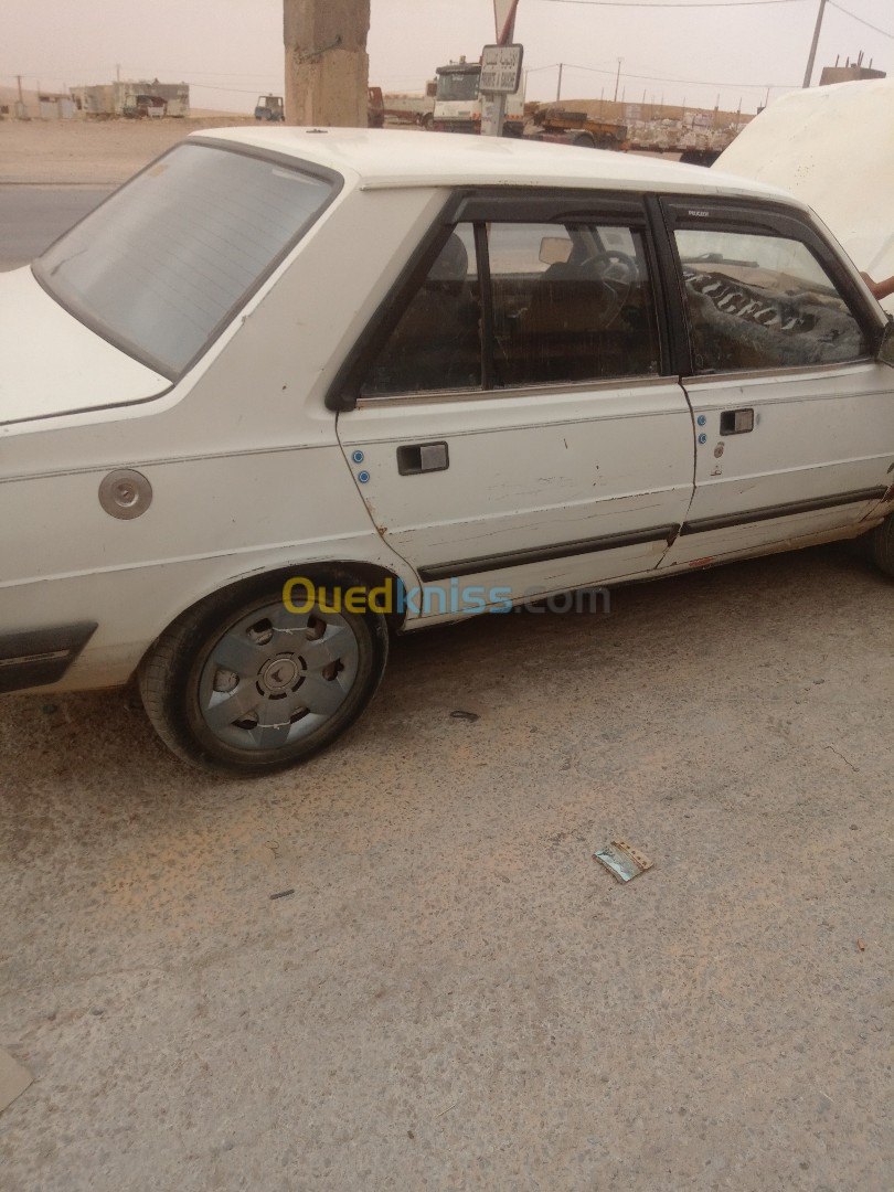 Peugeot 305 1987 305