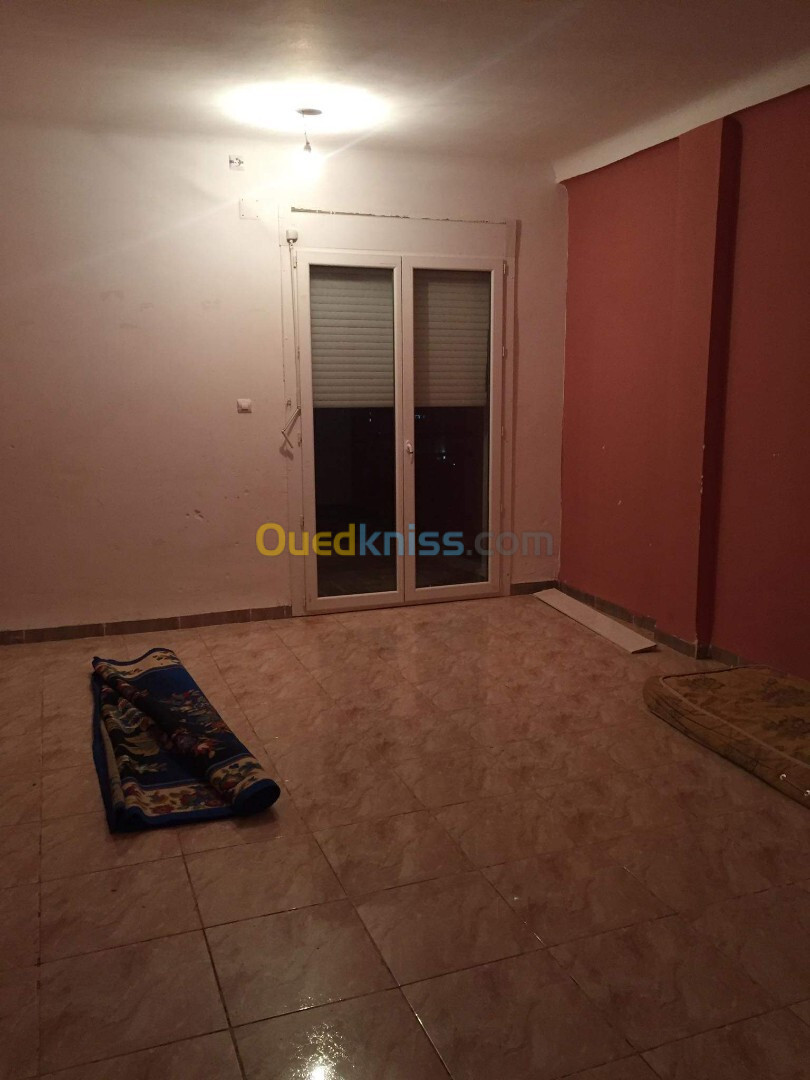 Location Appartement F3 Alger Zeralda