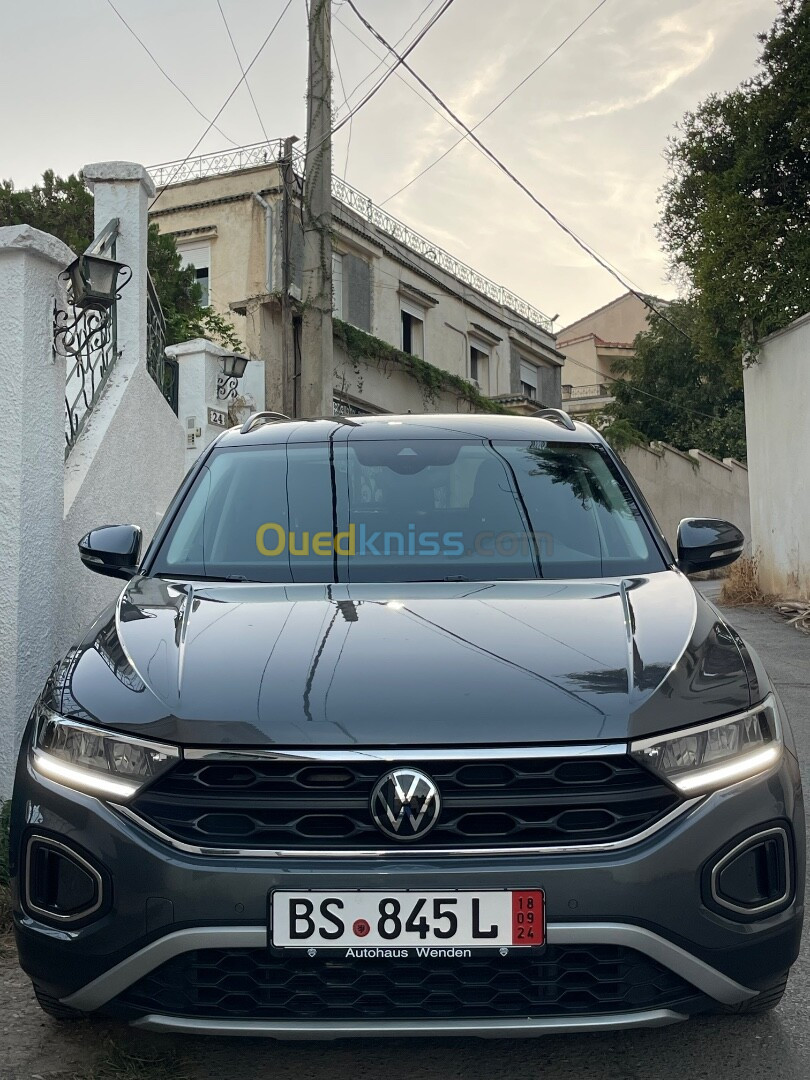 Volkswagen T-Roc 2023 Life plus