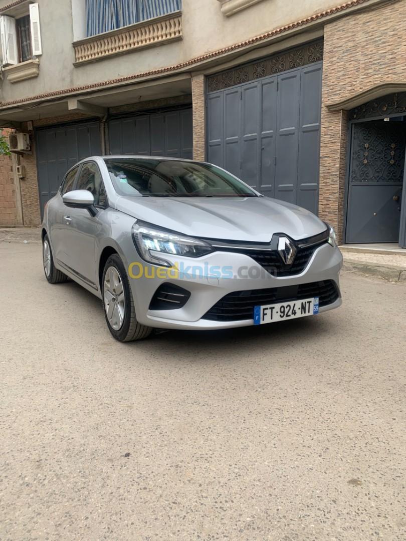 Renault Clio 05 2021 