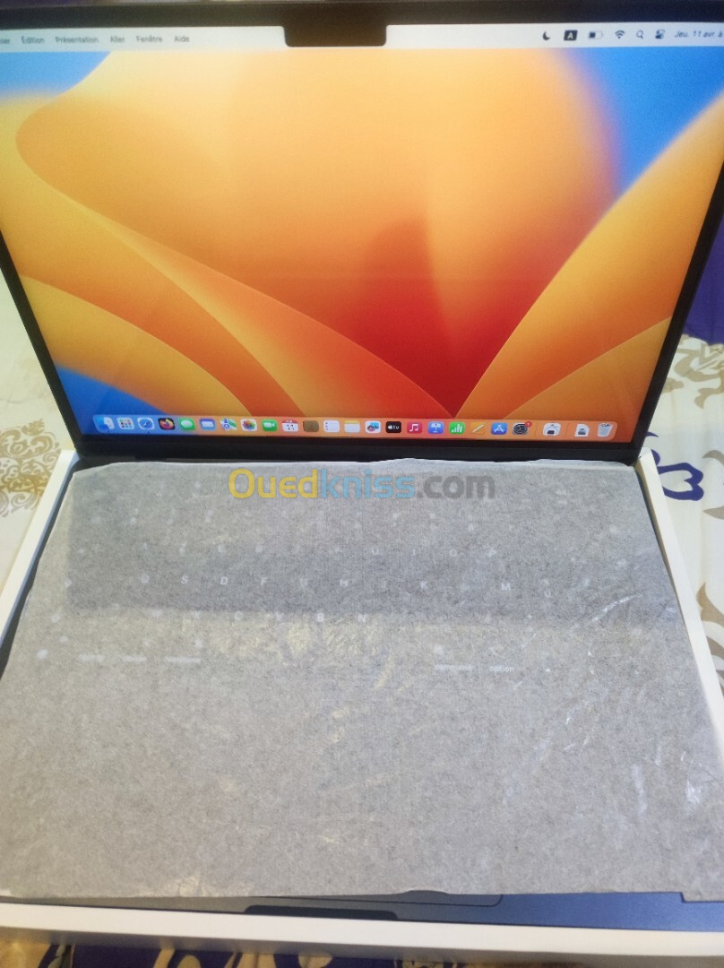 MacBook air M2 2023