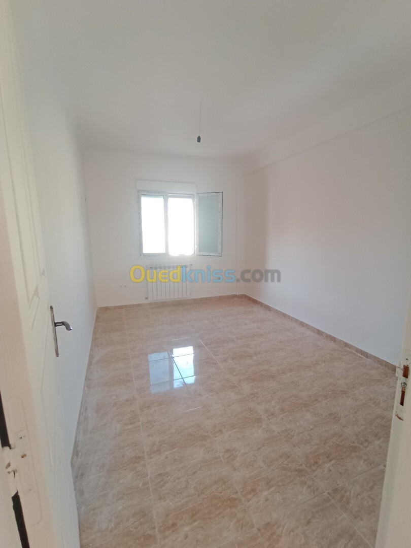 Location Appartement F3 Alger Ain benian