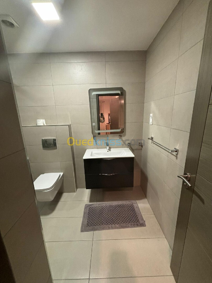 Location Appartement F4 Alger Hydra