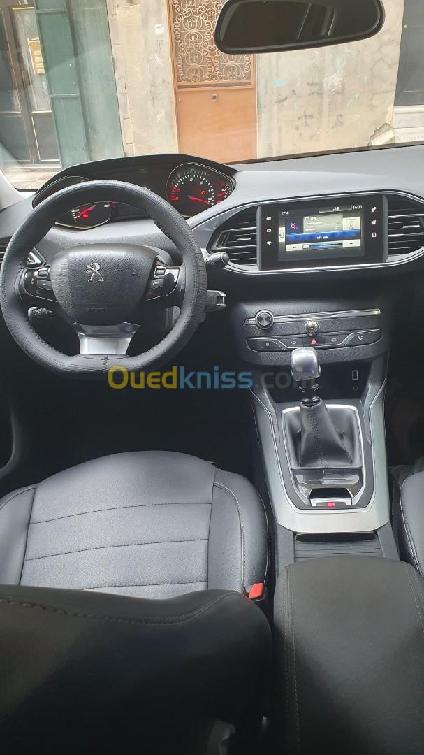 Peugeot 308 2015 T9