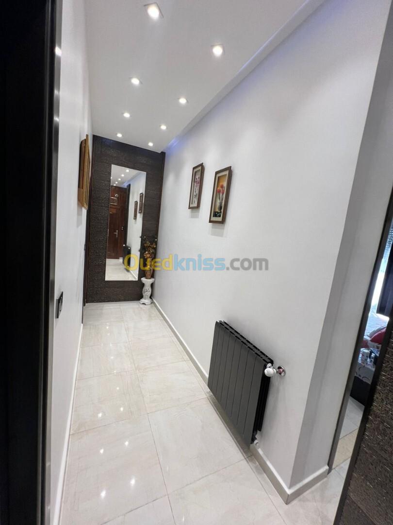 Location Appartement F4 Alger Hydra