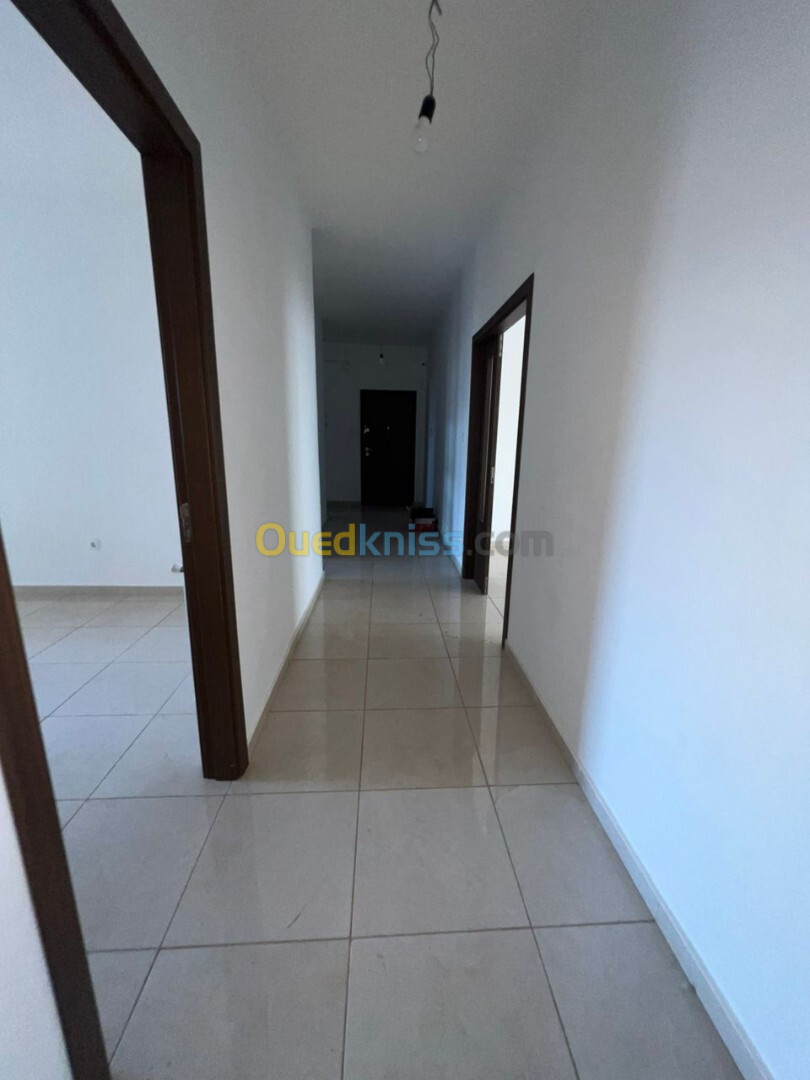 Location Appartement F4 Alger Birkhadem