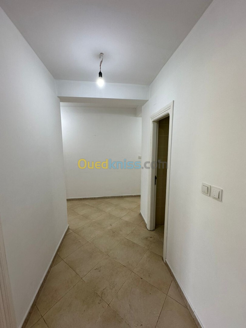 Location Appartement F3 Alger Draria