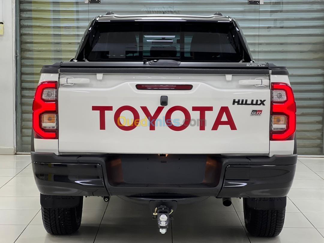 Toyota Hilux 2024 GR