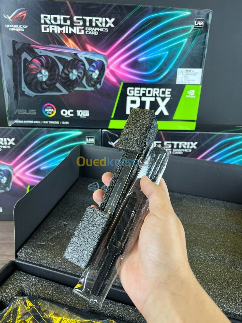 ASUS ROG STRIX RTX 3080 10GO OC - USED LIKE NEW -