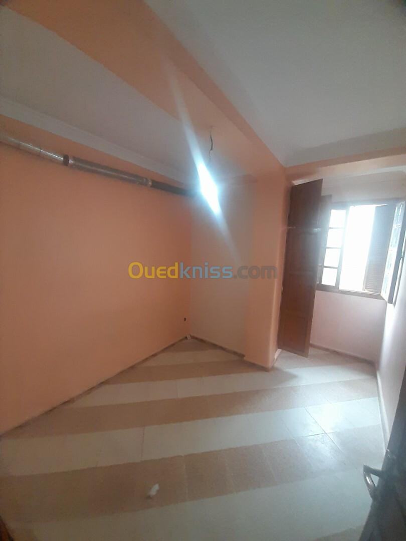 Location Niveau De Villa F3 Alger Bouzareah