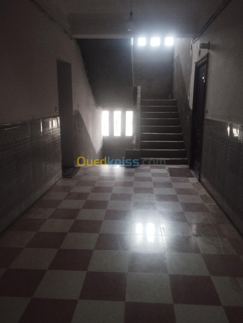 Location Niveau De Villa F3 Alger Bouzareah