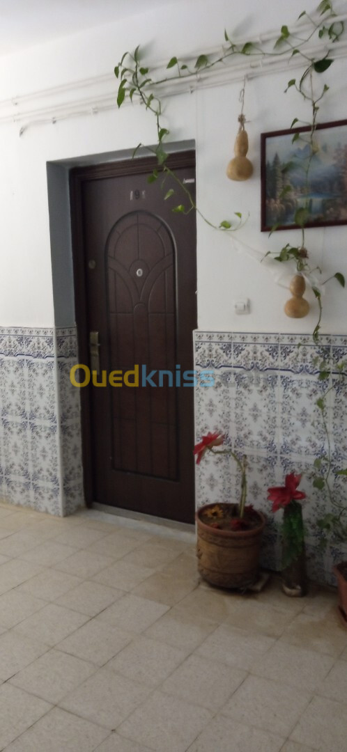 Location Appartement F03 Alger Ouled fayet