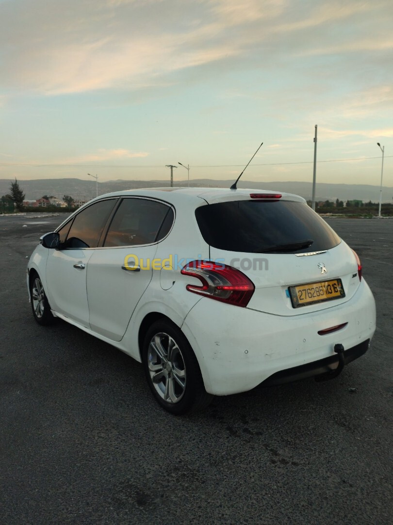 Peugeot 208 2013 208