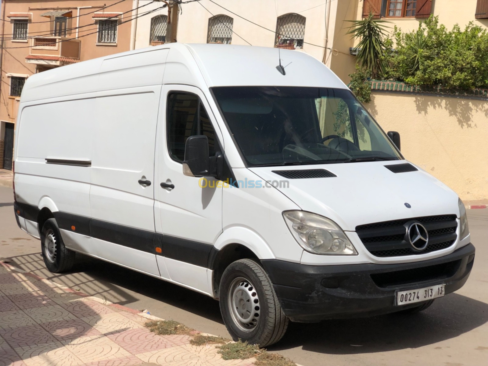 Mercedes Sprinter 2013 Surélevé chassis long