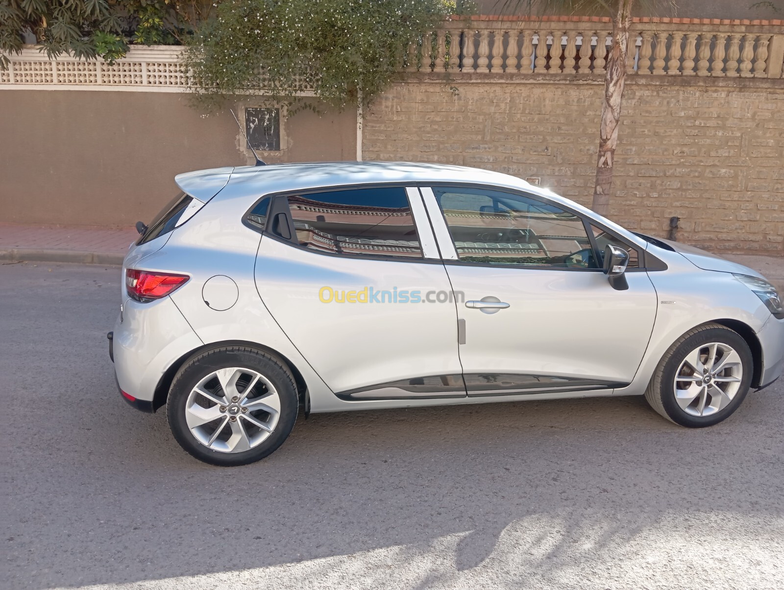 Renault Clio 4 2017 Limited 2