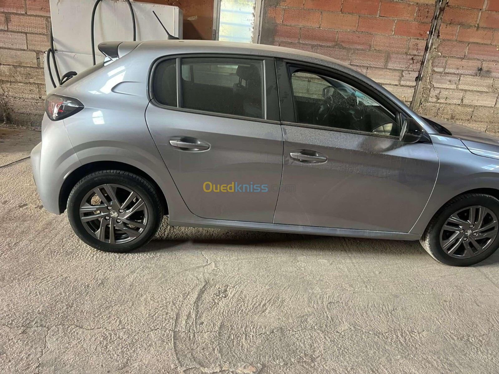 Peugeot 208 2022 Active Facelift