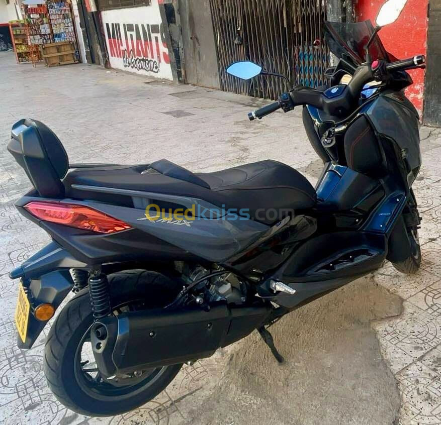 Yamaha Xmax 