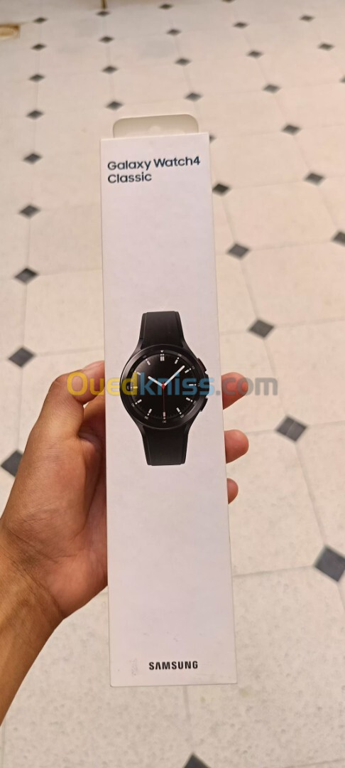 Samsung Galaxy watch4 classic 