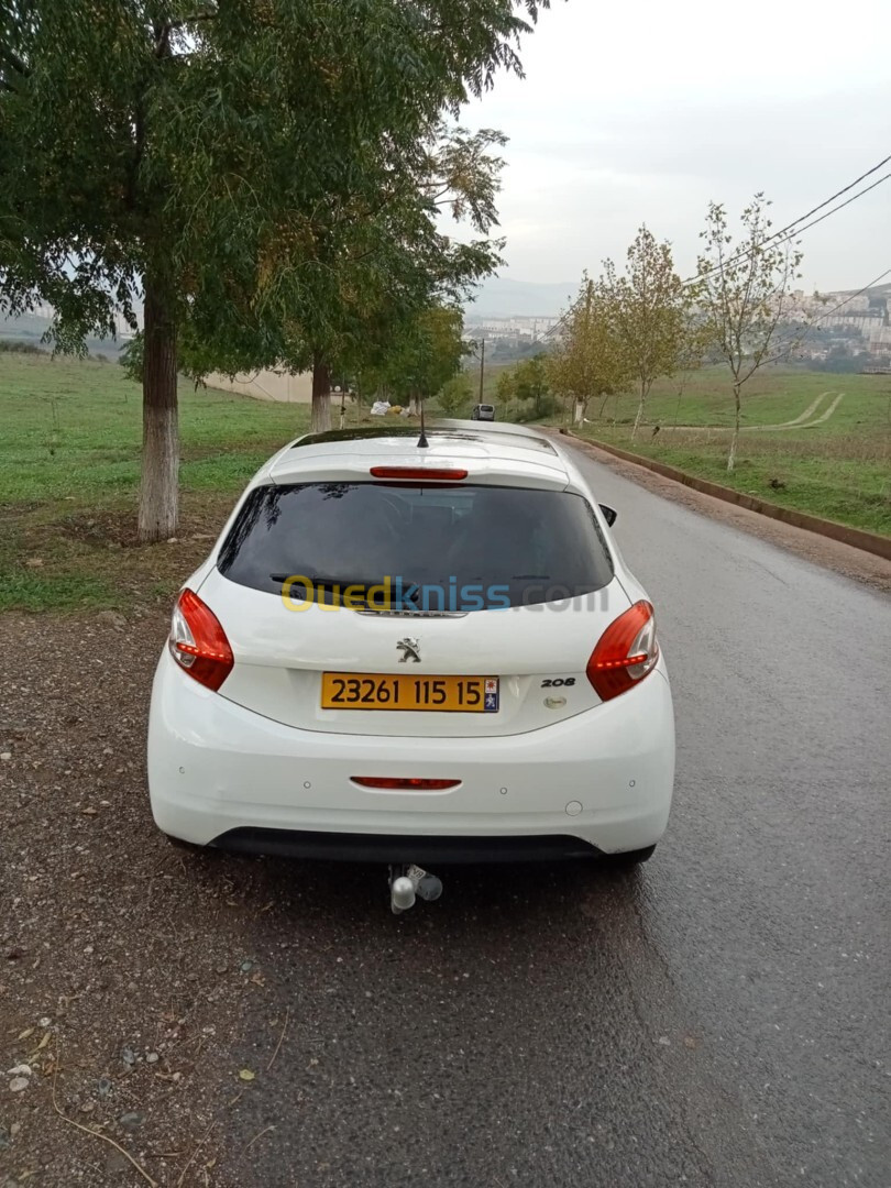 Peugeot 208 2015 Allure