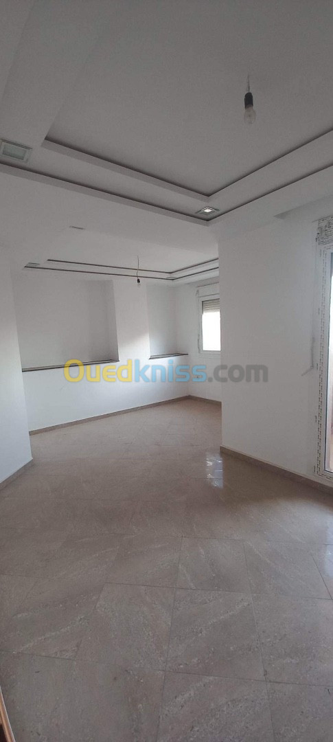 Vente Appartement F4 Blida Soumaa