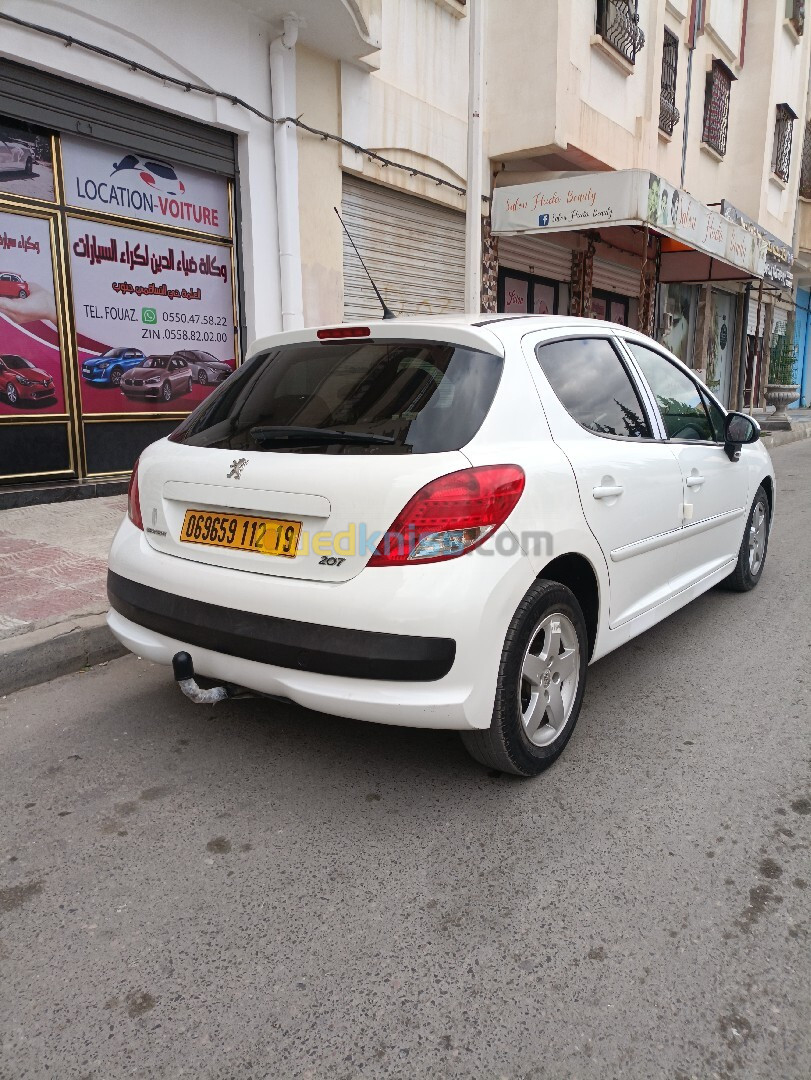 Peugeot 207 2012 