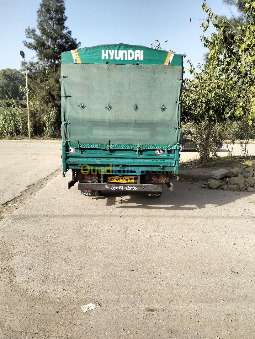 Hyundai HD65 2004