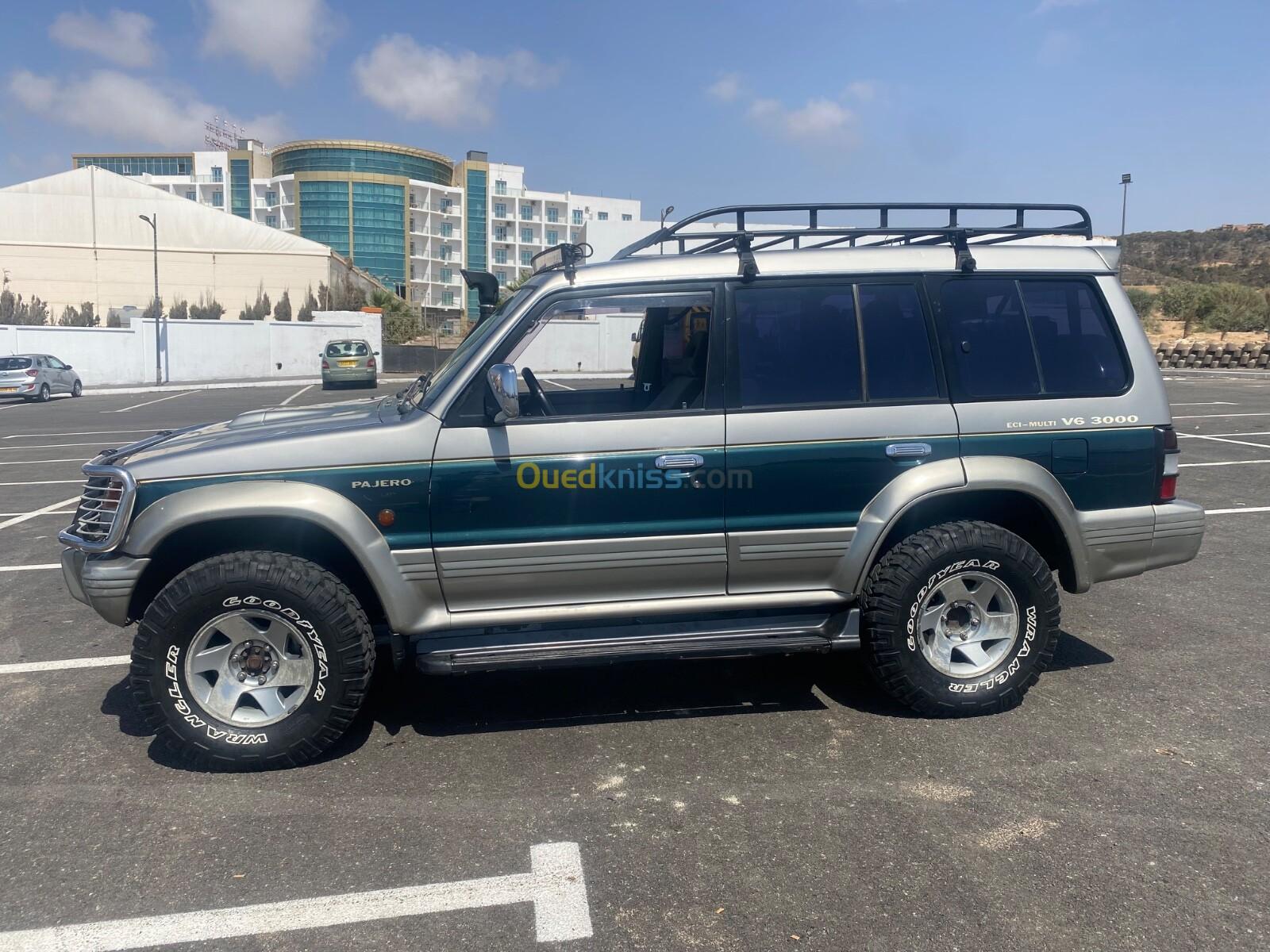 Mitsubishi Pajero Court 1998 Pajero Court