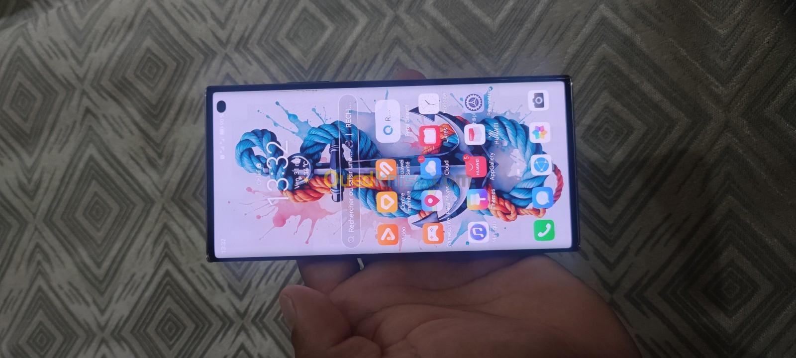 Huawei Mate xs2