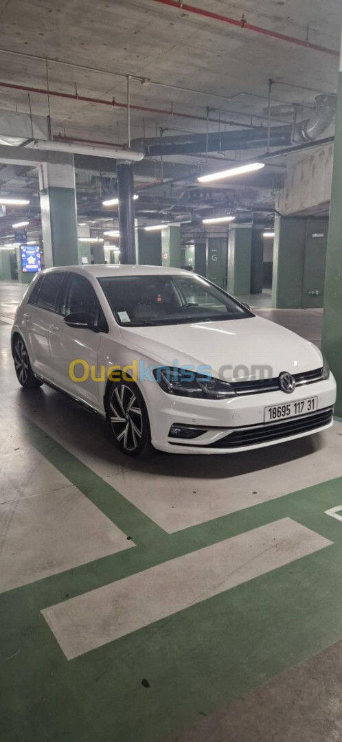 Volkswagen Golf 7 2017 Carat