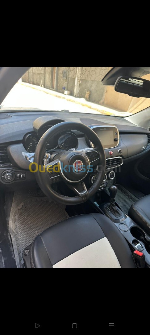 Fiat 500x 2023 Clip