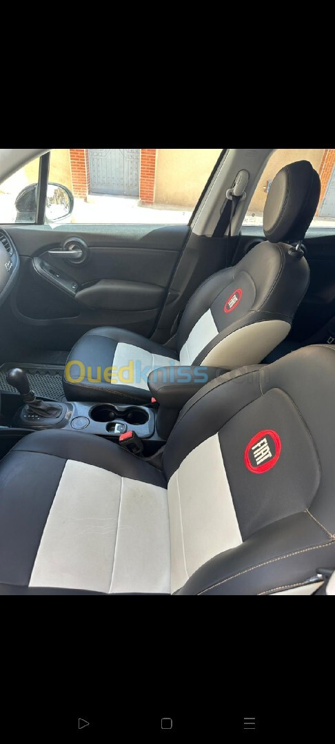 Fiat 500x 2023 Clip