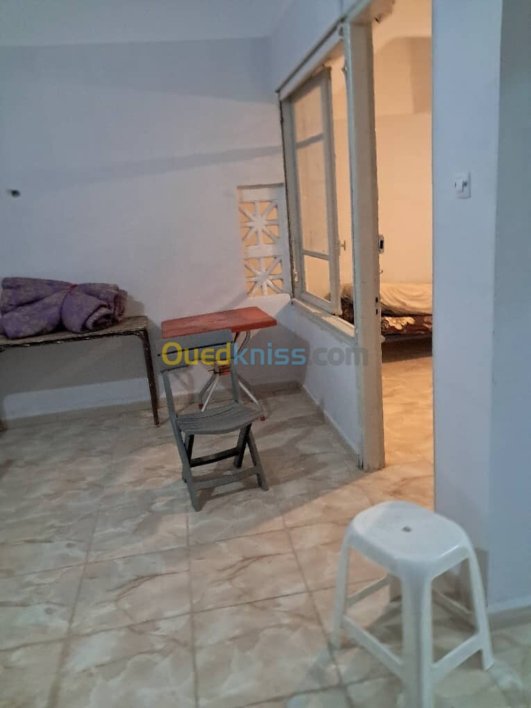 Location Appartement F2 Alger Ain taya