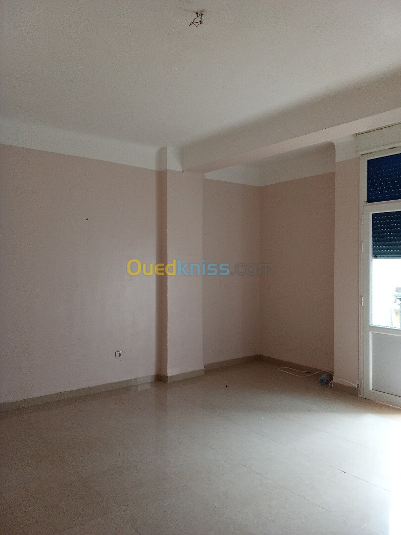 Location Appartement F3 Alger Belouizdad