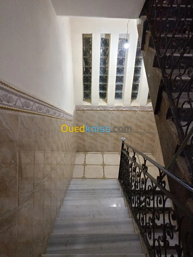 Location Appartement F4 Jijel El milia