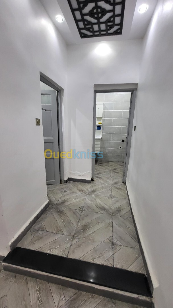 Location Appartement F3 Alger Ain benian