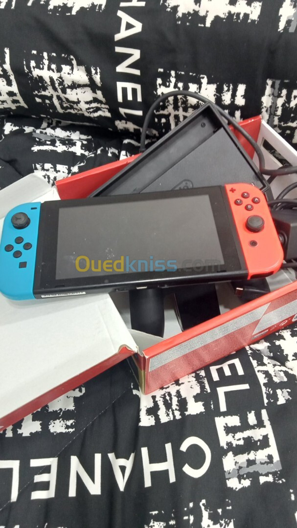 Nintendo Switch 128 venu du france