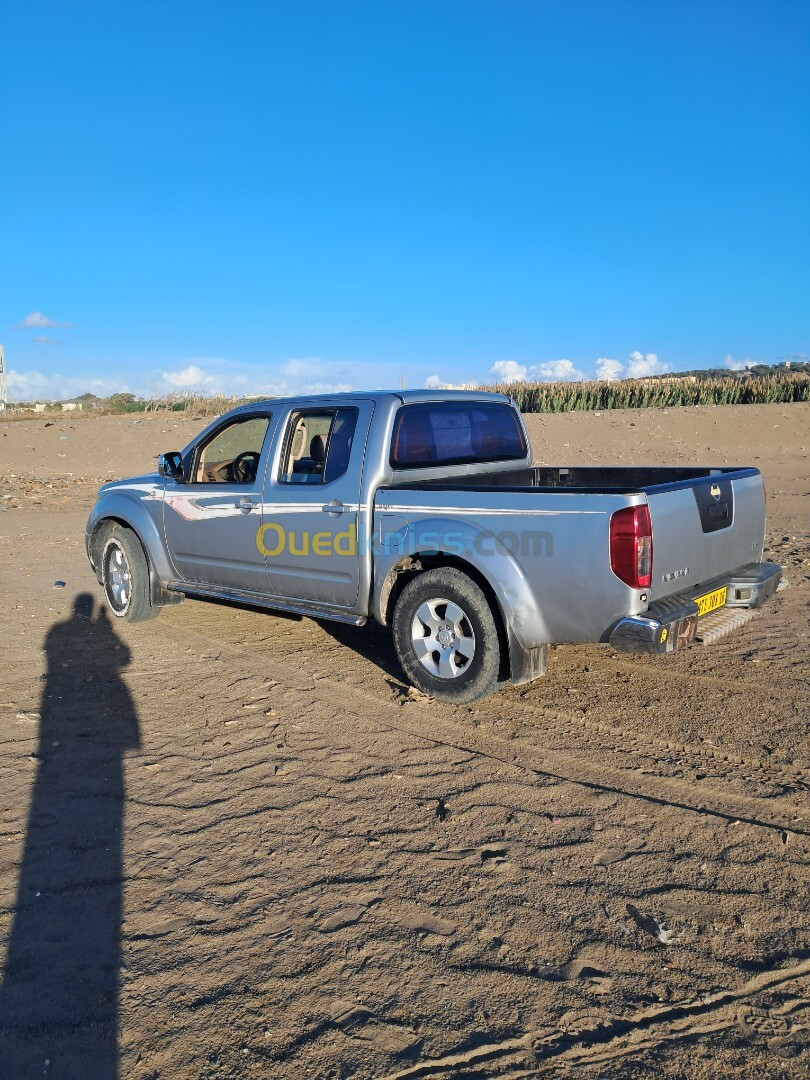 Nissan NAVARA LE 2008 Double Cabine 4x4