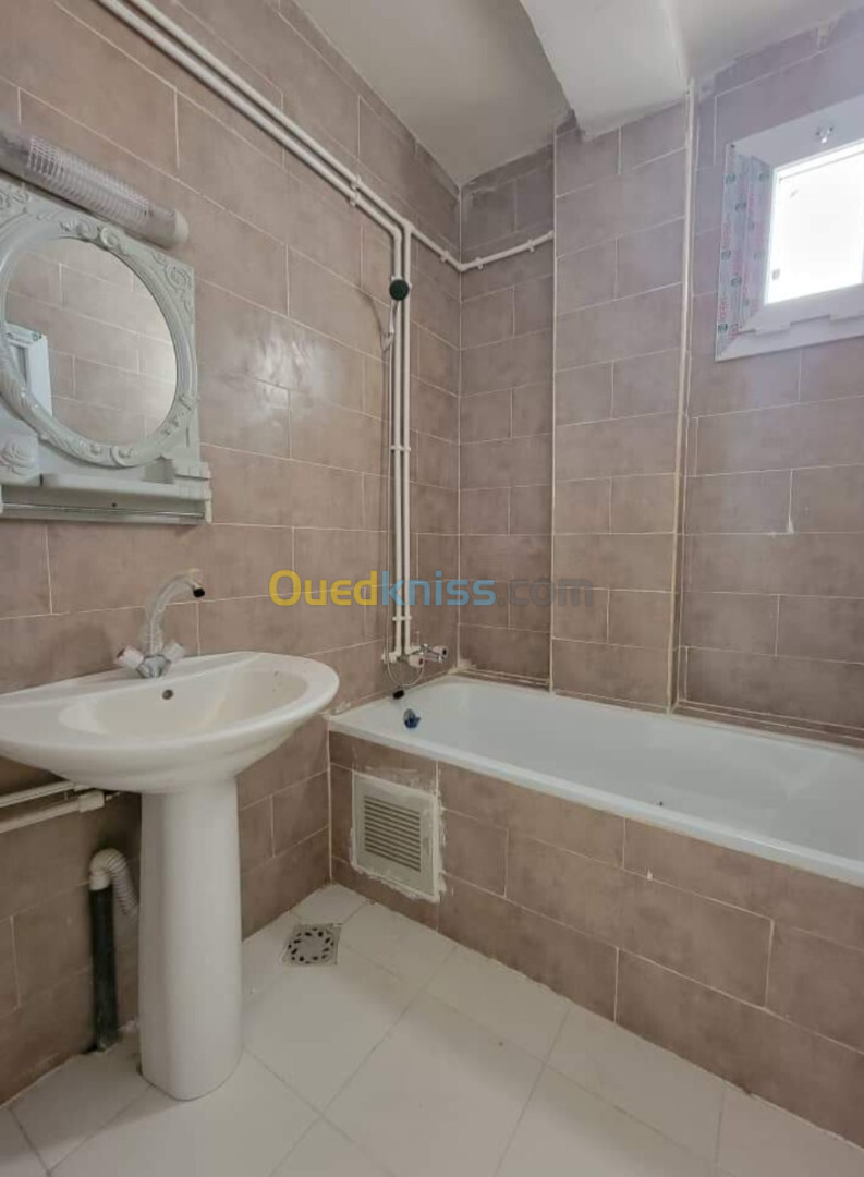 Location Appartement F3 Chlef Chlef