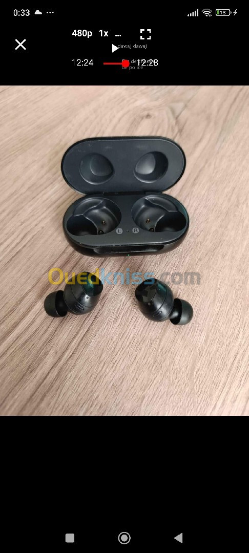 Samsung buds by akg 