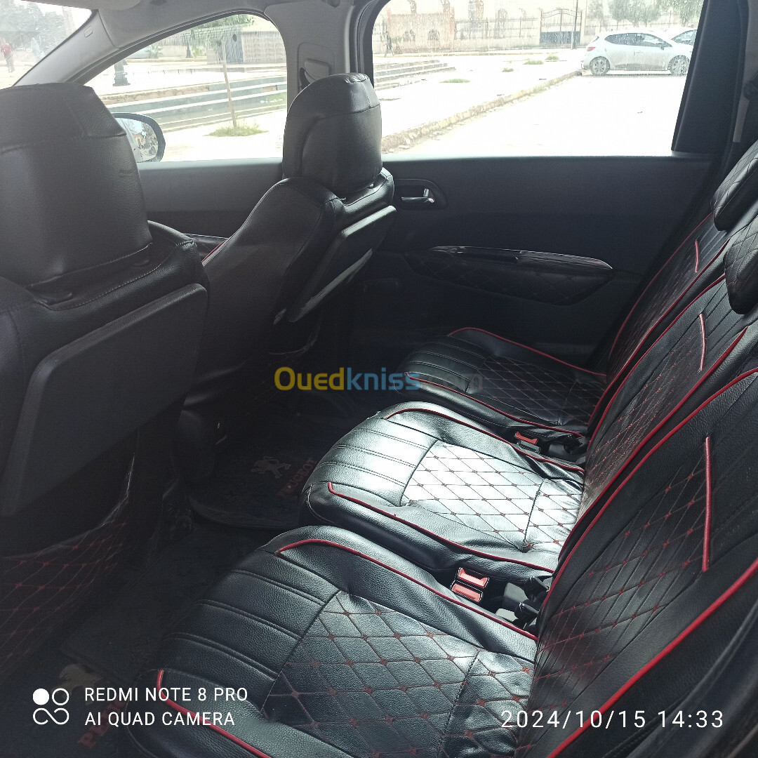 Peugeot 5008 2013 Access