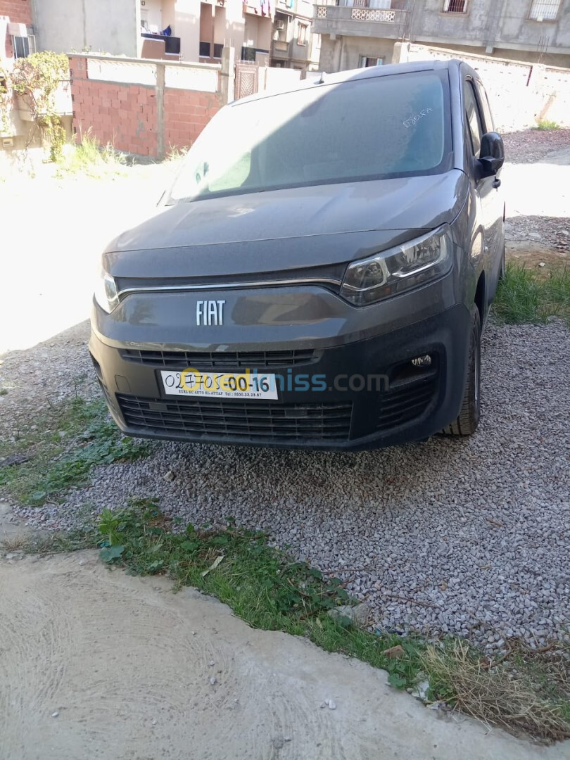 Fiat Doblo 2024 Italie