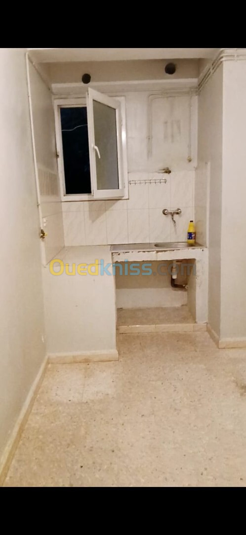 Location Appartement F3 Alger Bab ezzouar