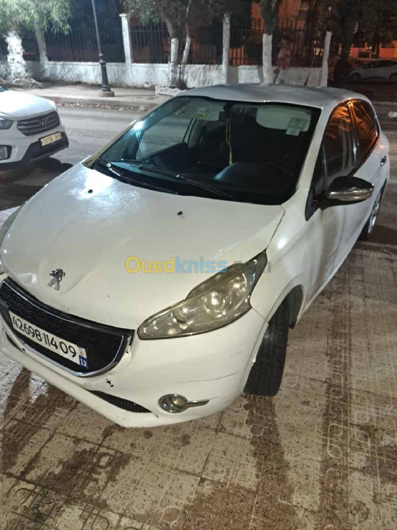 Peugeot 208 2014 Allure