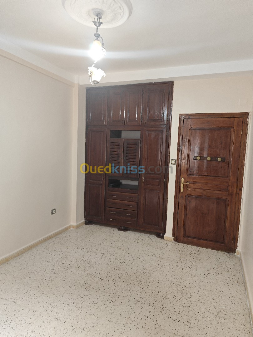 Vente Appartement F3 Annaba El hadjar