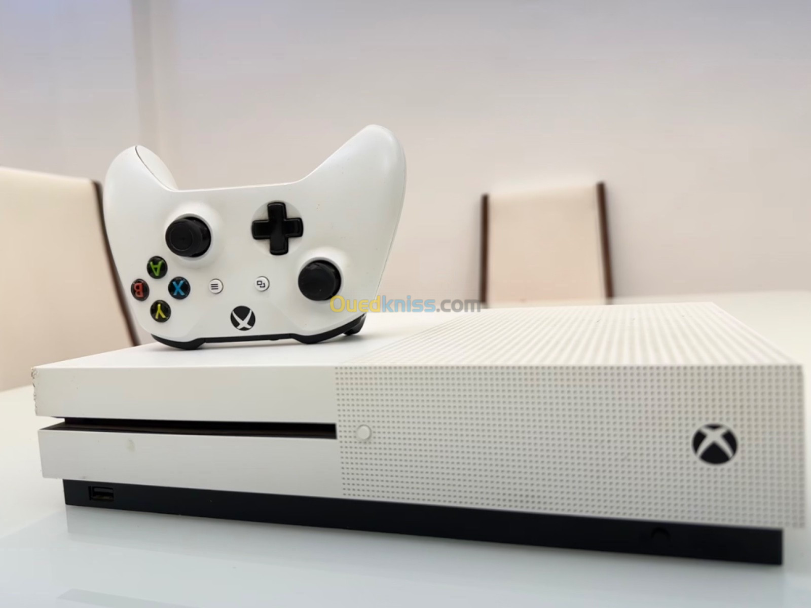 XBOX ONE S 1TB 