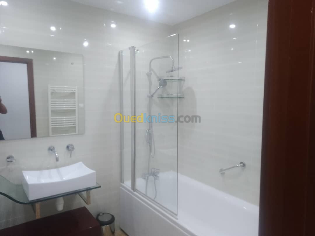 Location Appartement F4 Alger Hydra