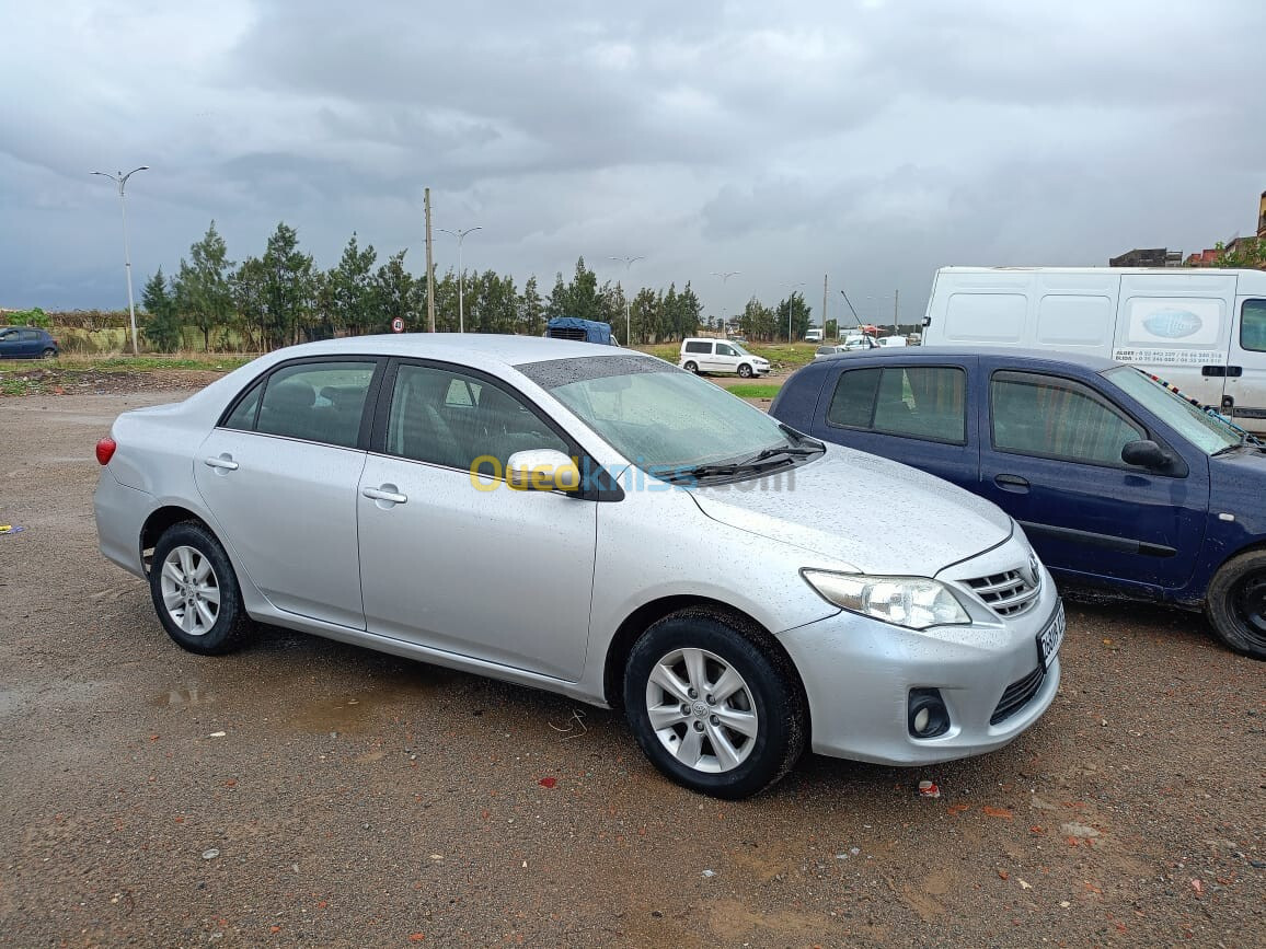 Toyota Corolla 2012 high grade